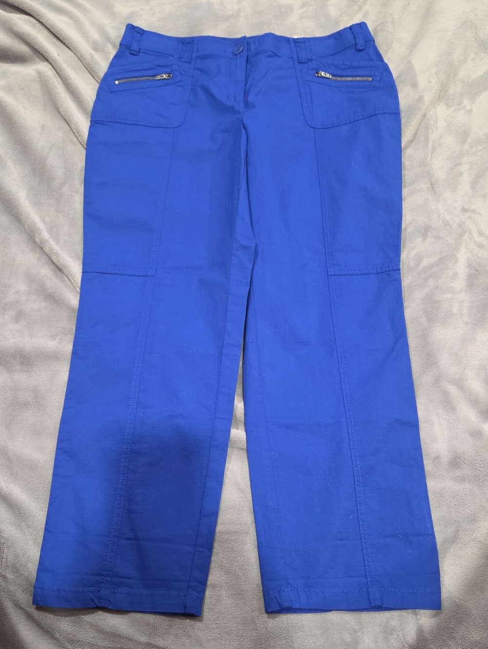 Crop Pants in Cobalt Blue